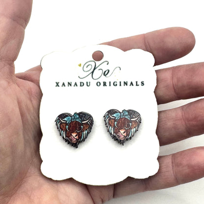 STUD Highland Cow With Post