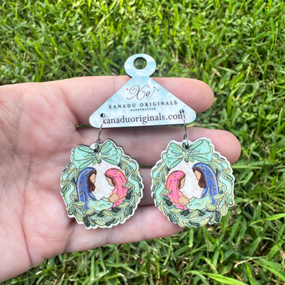 Nativity Wreath Earrings