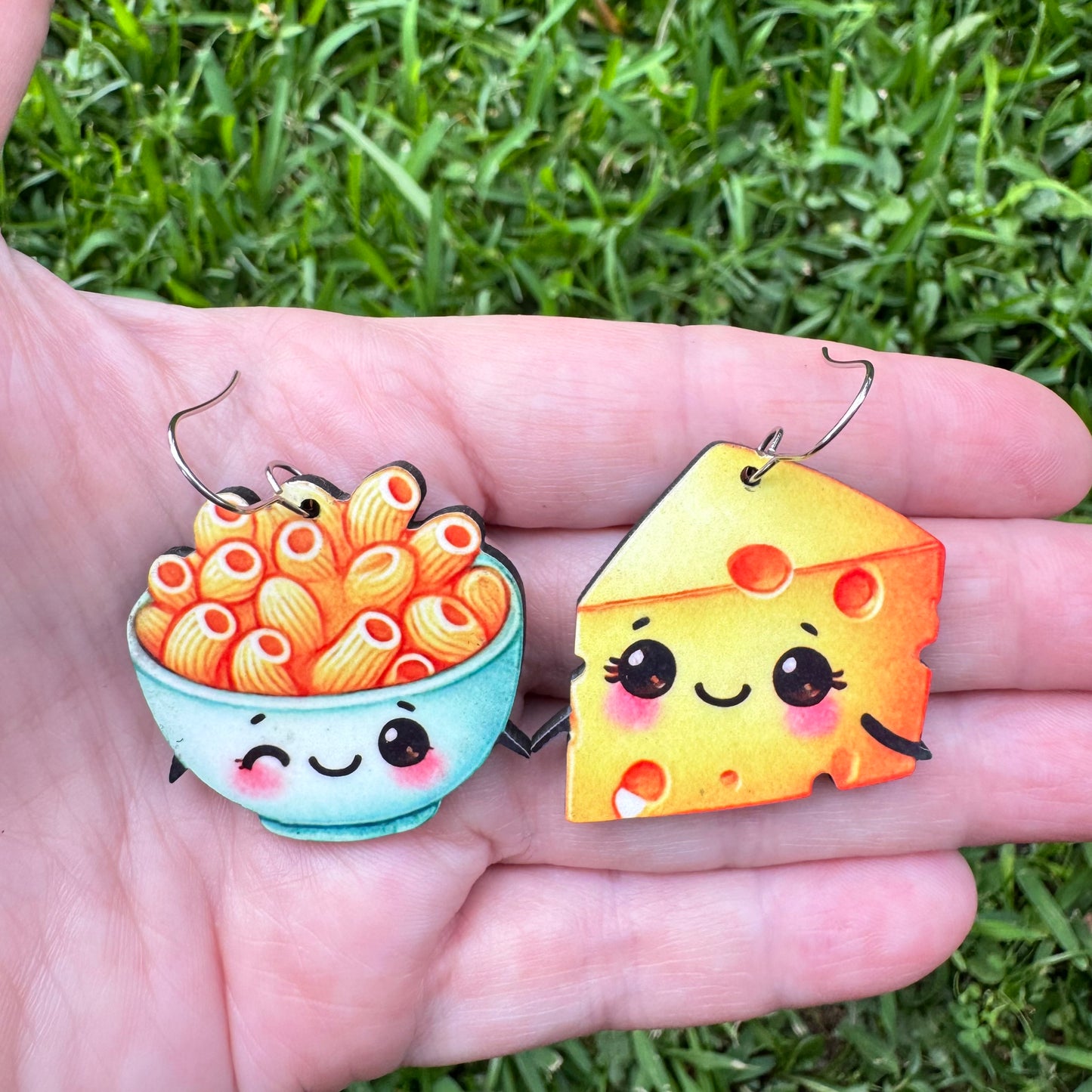 Cheese To My Mac Earring