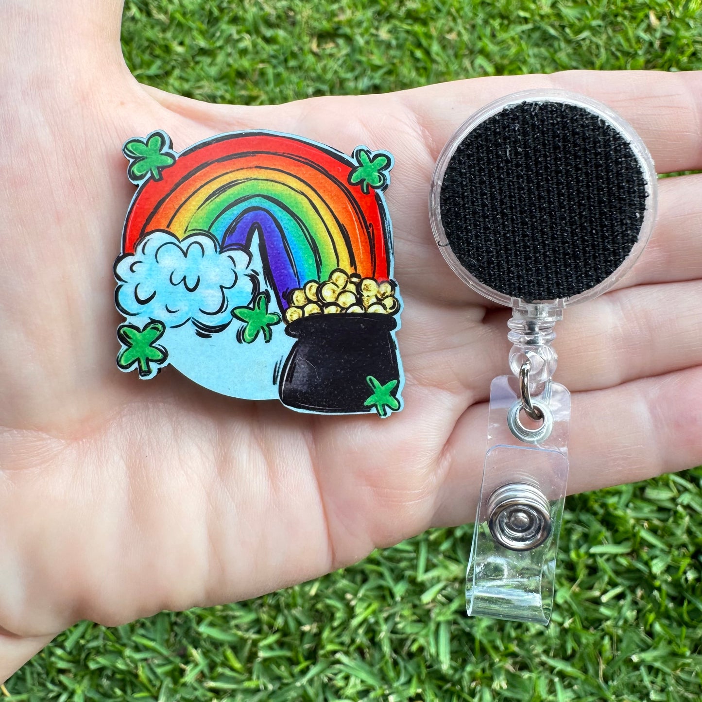 Pot Of Gold Interchangeable Badge Button with Reel Option