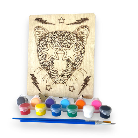 Stary Eyed Cougar Paint Kit with Stand | DIY
